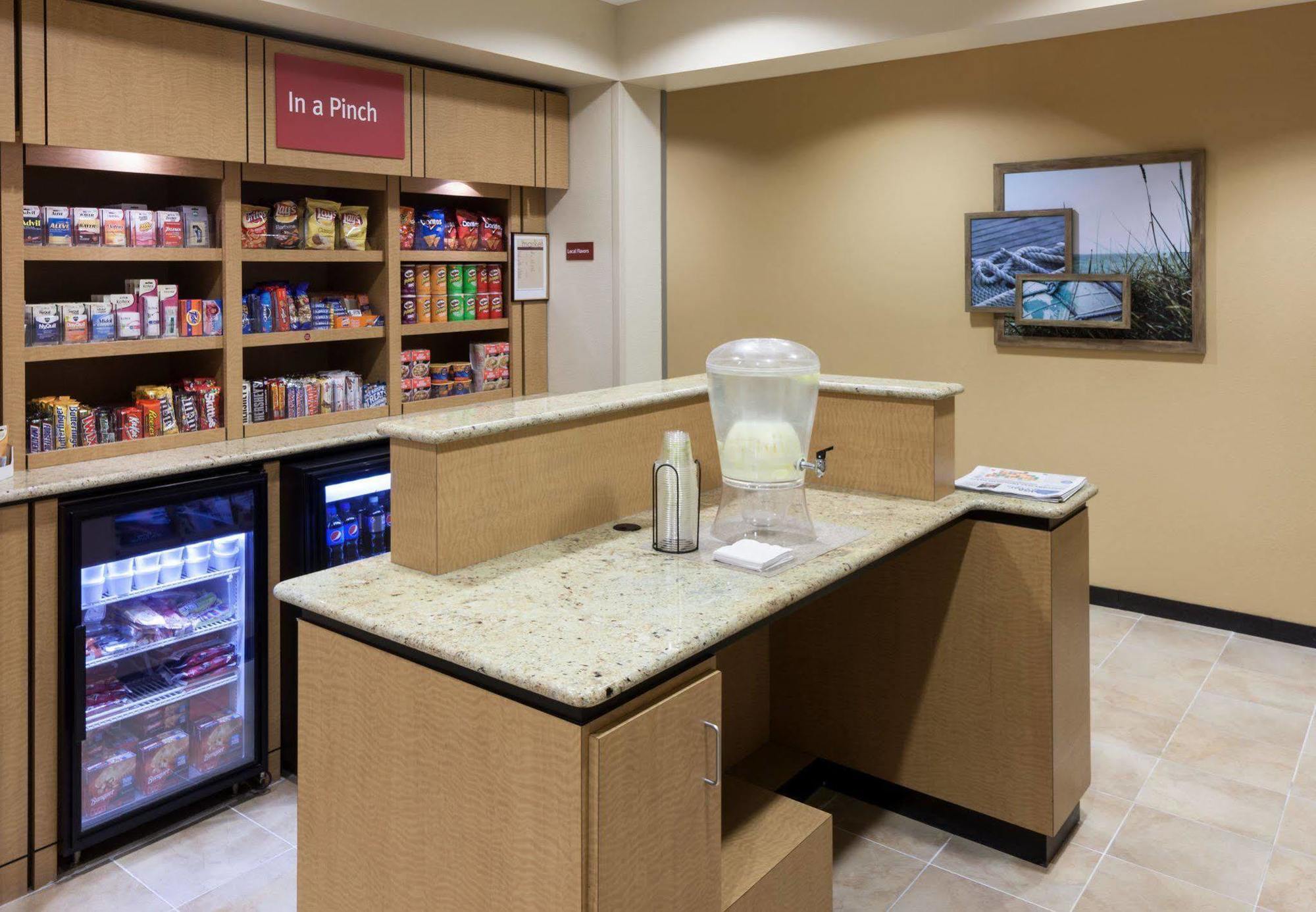 萨福克切萨皮克图恩宫殿酒店 外观 照片
